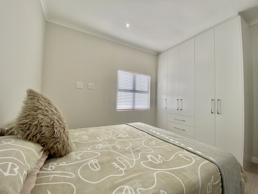 To Let 3 Bedroom Property for Rent in Sandown Western Cape